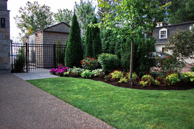 Photo of landscaping and concrete done by DLC Teams